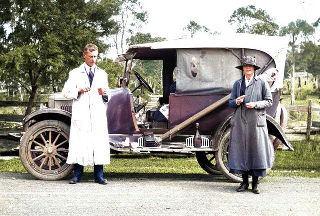 Miriam and Frank Chisholm on their way to the 1922 eclipse 